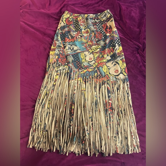 Casalee Comic Fringe Skirt — size M - Picture 1 of 3